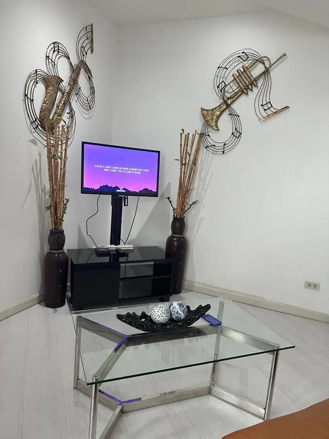 Homestyle Spacious Studio Flat In Gramercy Residences Condo Manila Apartament