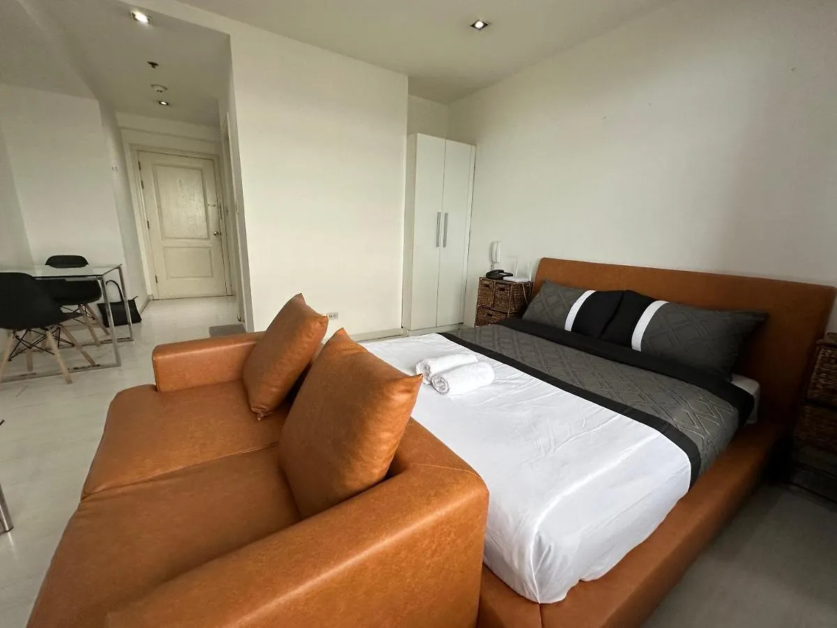 Homestyle Spacious Studio Flat In Gramercy Residences Condo Manila